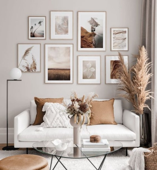 Niche Utama 2  Creative Ways To Display Your Photos On The Walls - DigsDigs